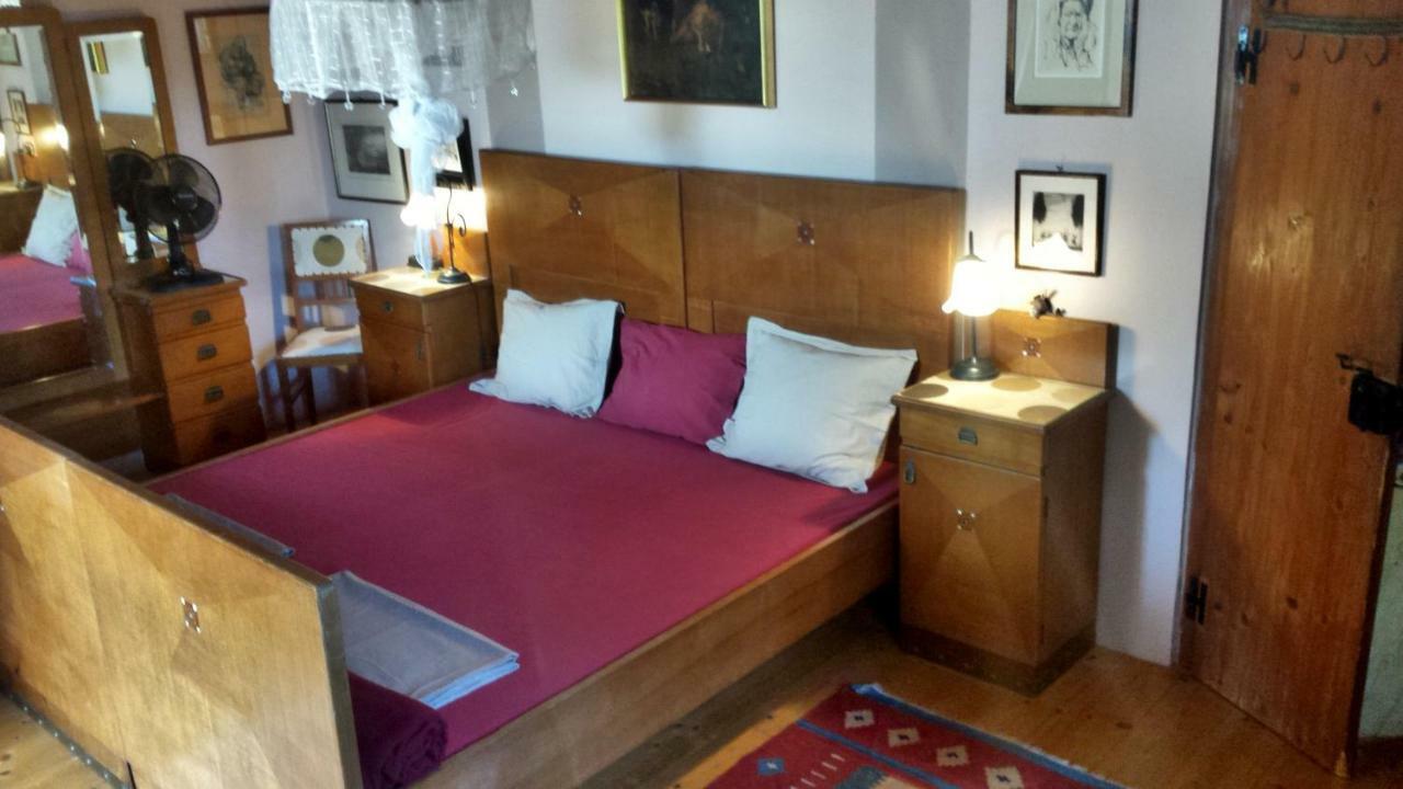 Casa Lin & Casa Blanca Hotel Nerezine Eksteriør billede
