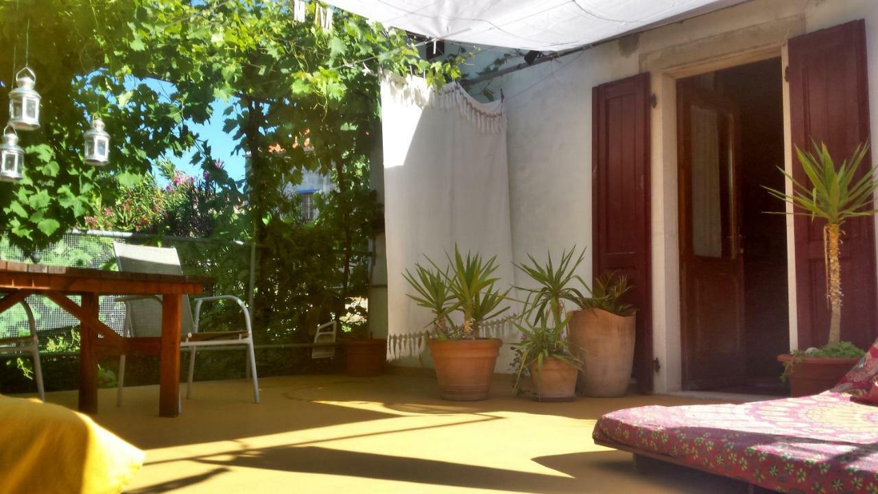 Casa Lin & Casa Blanca Hotel Nerezine Eksteriør billede